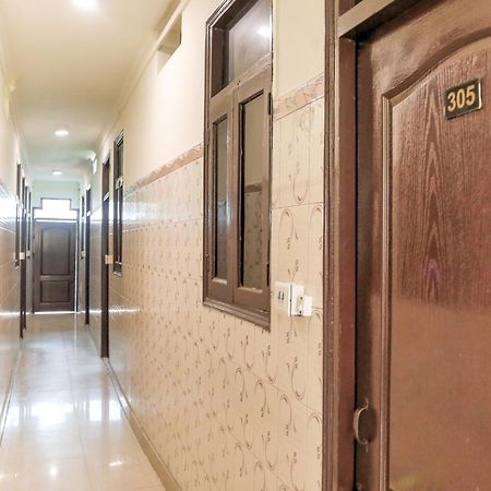 Hotel O Shri Sai Guest House Delhi Kültér fotó