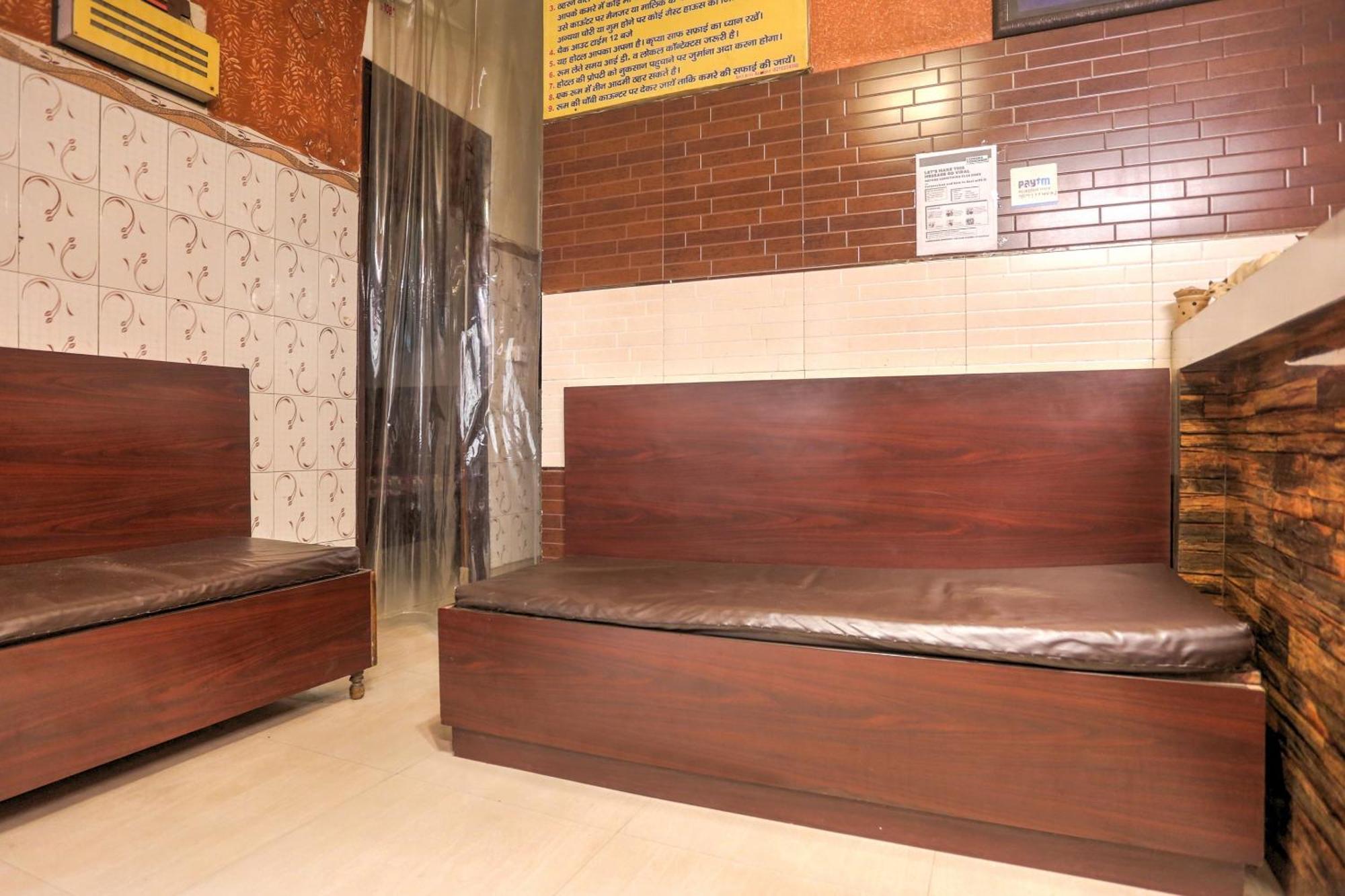 Hotel O Shri Sai Guest House Delhi Kültér fotó