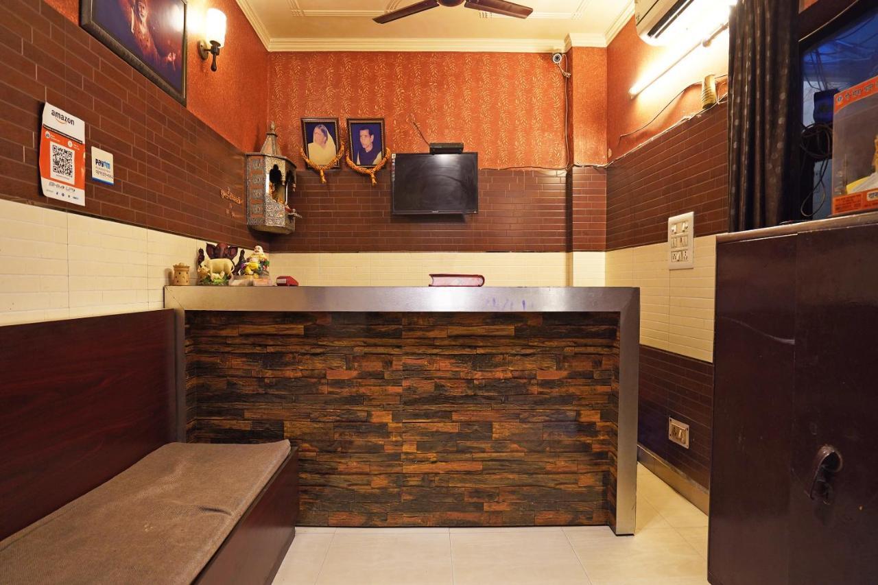 Hotel O Shri Sai Guest House Delhi Kültér fotó